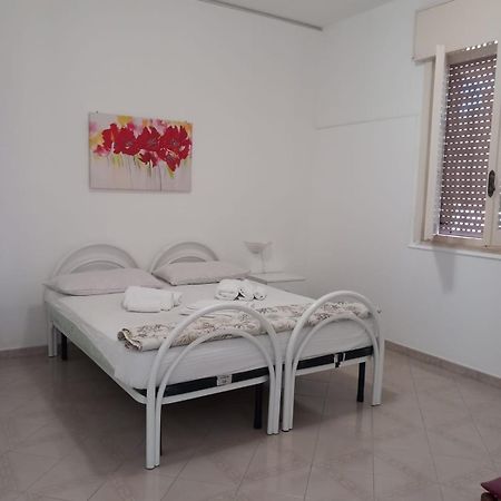 Villa Spiaggia Degli Angeli Porto Cesareo Exteriör bild
