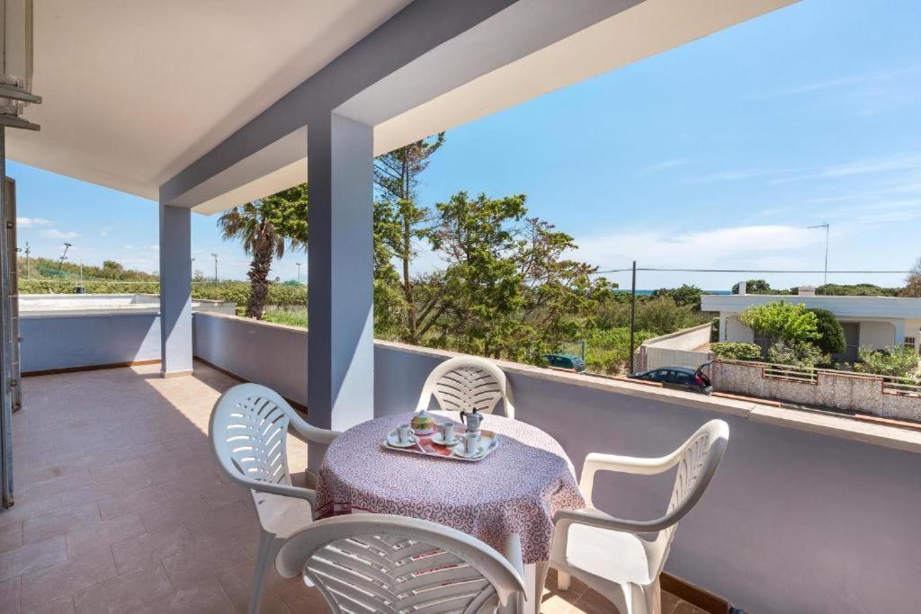 Villa Spiaggia Degli Angeli Porto Cesareo Exteriör bild