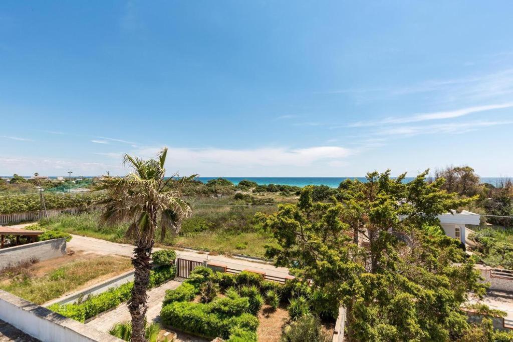 Villa Spiaggia Degli Angeli Porto Cesareo Exteriör bild